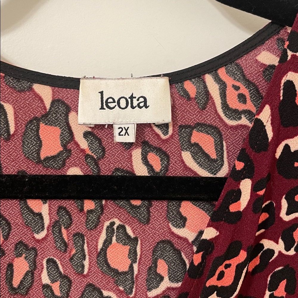 Leota Burgundy Animal Print Long Sleeve Wrap Dress 2X - Picture 4 of 7